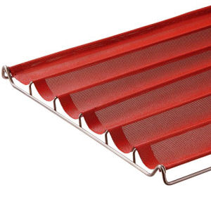 Wire - mesh baguette trays